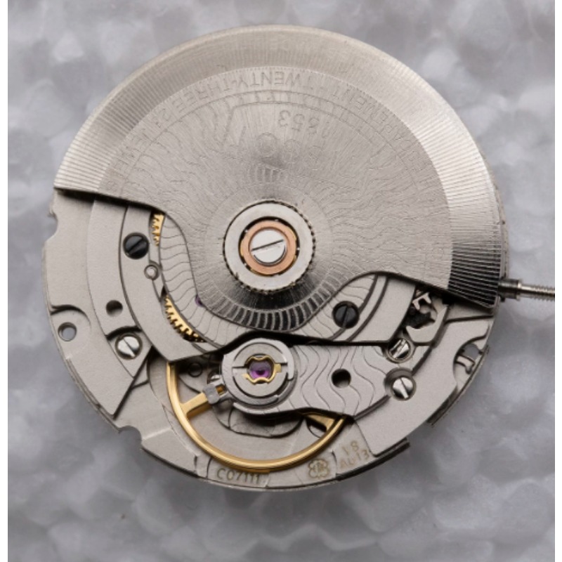 Loook Store ETA C07.111 V8 인증  - Watch V8 리뷰 및 가격